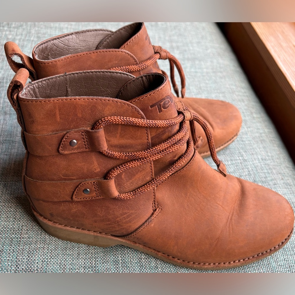 Teva Waterproof Brown Leather Ankle Boot w Climber’s Rope Inspired Laces  9 - Picture 8 of 10
